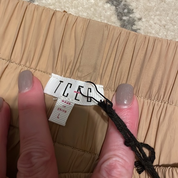 NWT TCEC Joggers - Picture 3 of 6